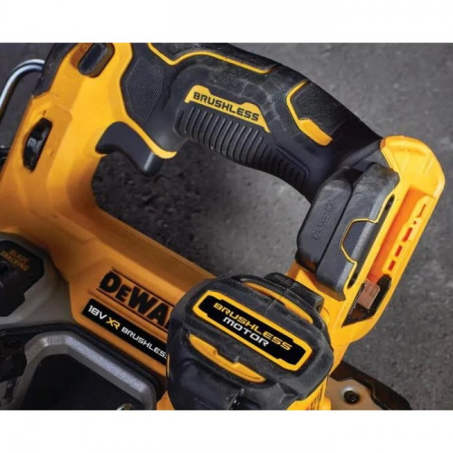 Акумуляторна стрічкова пила DeWALT DCS377NT (18 В, без АКБ)