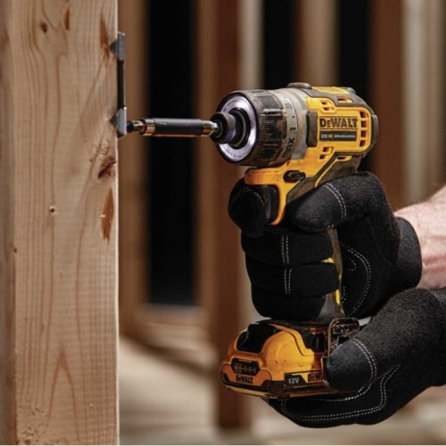 Акумуляторний шуруповерт DeWALT DCF601D2 (12 В, 2х2 А*год, 8 Н*м)