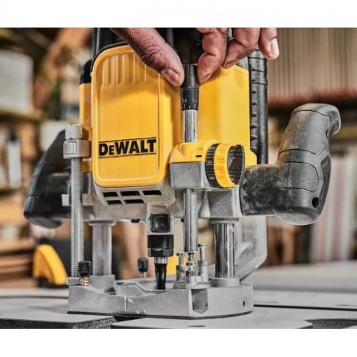 Електричний фрезер DeWALT DWE625 (2.3 кВт)